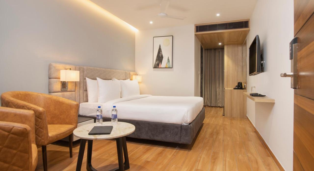 Northway Hotel Visakhapatnam Exterior foto